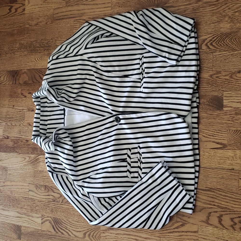 (20) Striped Blazer Business Casual Bold Patterned Cosplay